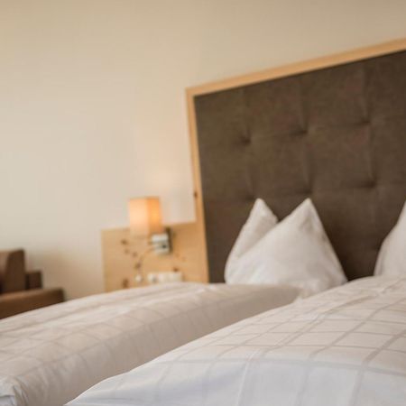 Hotel Schmiedhof Maranza Bagian luar foto