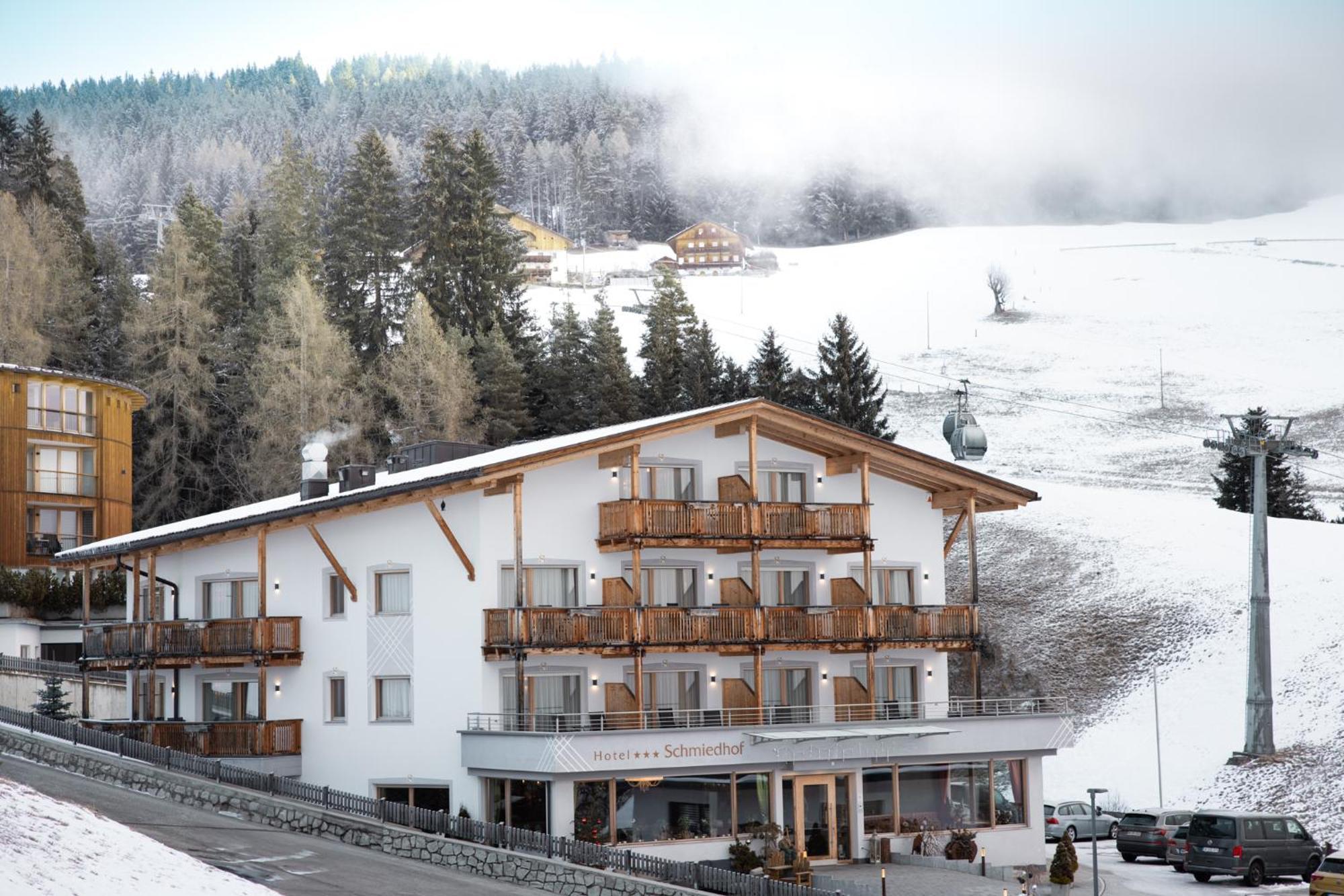 Hotel Schmiedhof Maranza Bagian luar foto