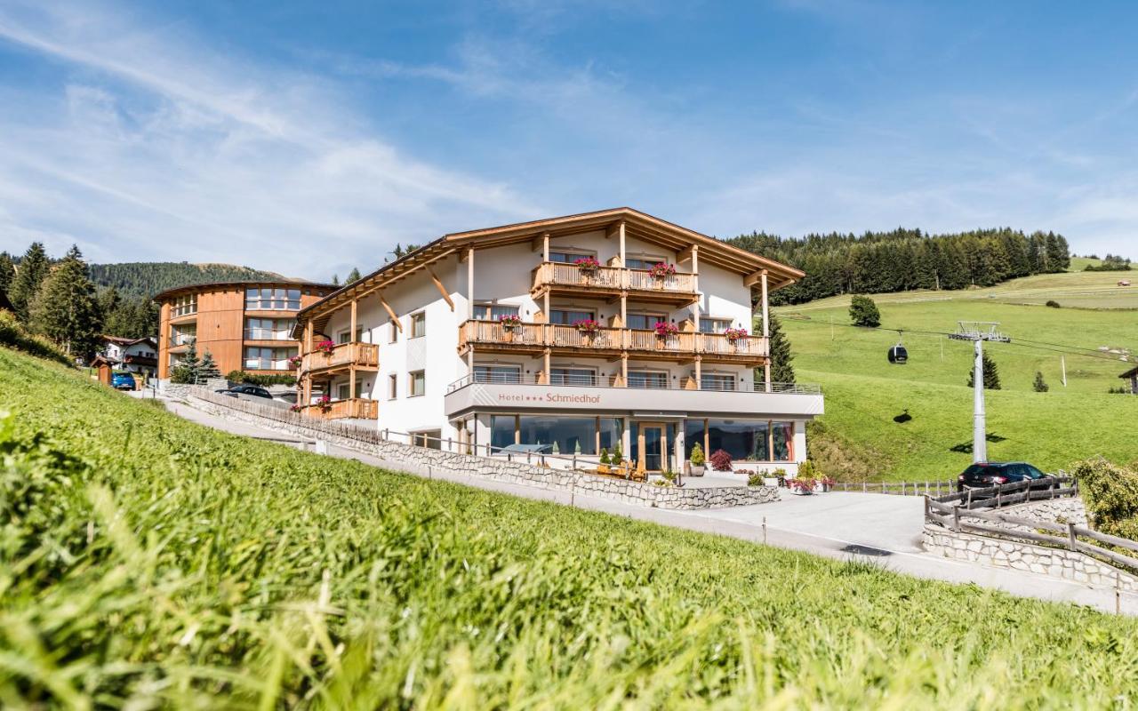 Hotel Schmiedhof Maranza Bagian luar foto